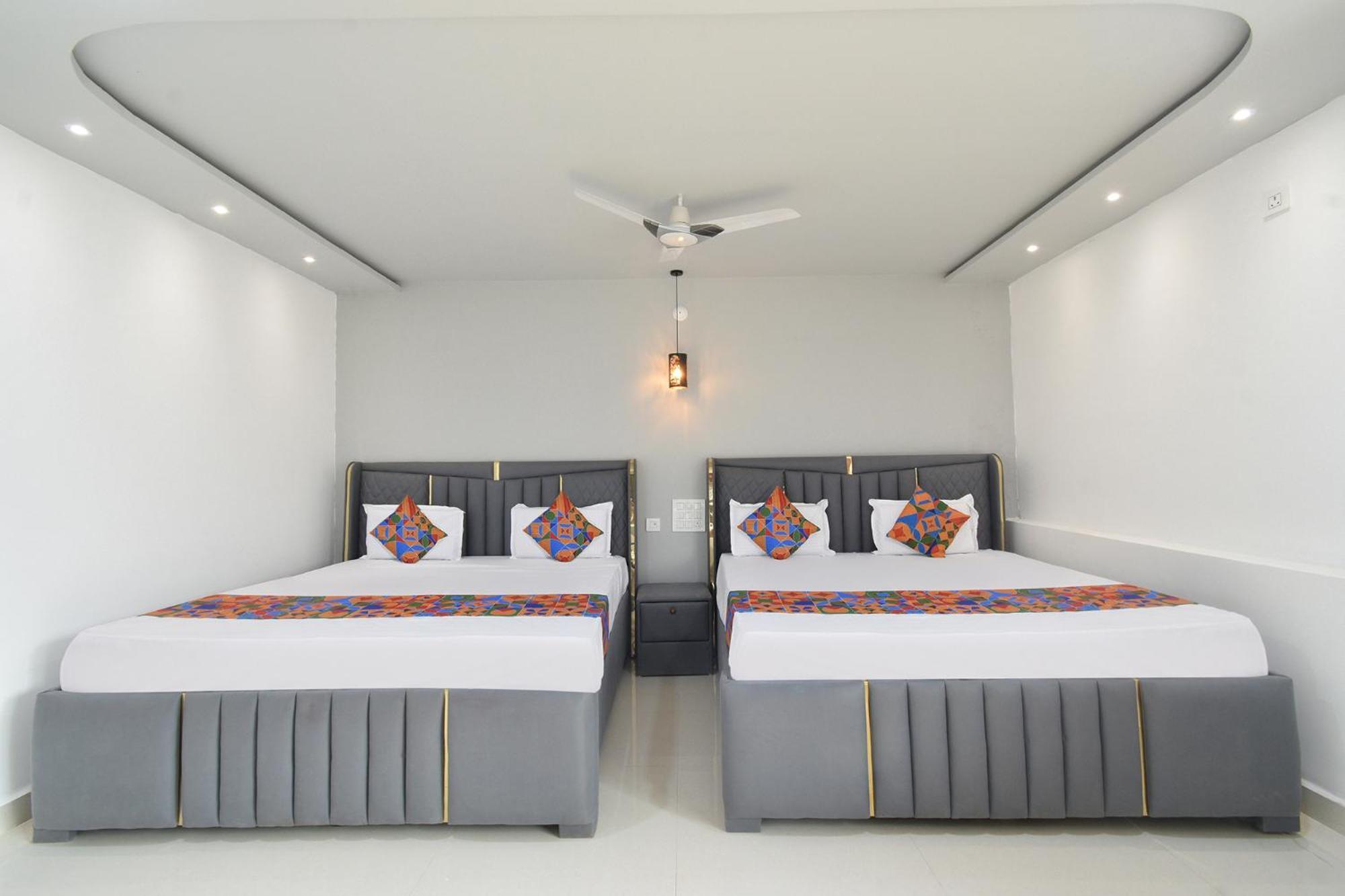 Hotel Fabhotel Srs Grand - Nr Mahindra University, Gandi Maisamma