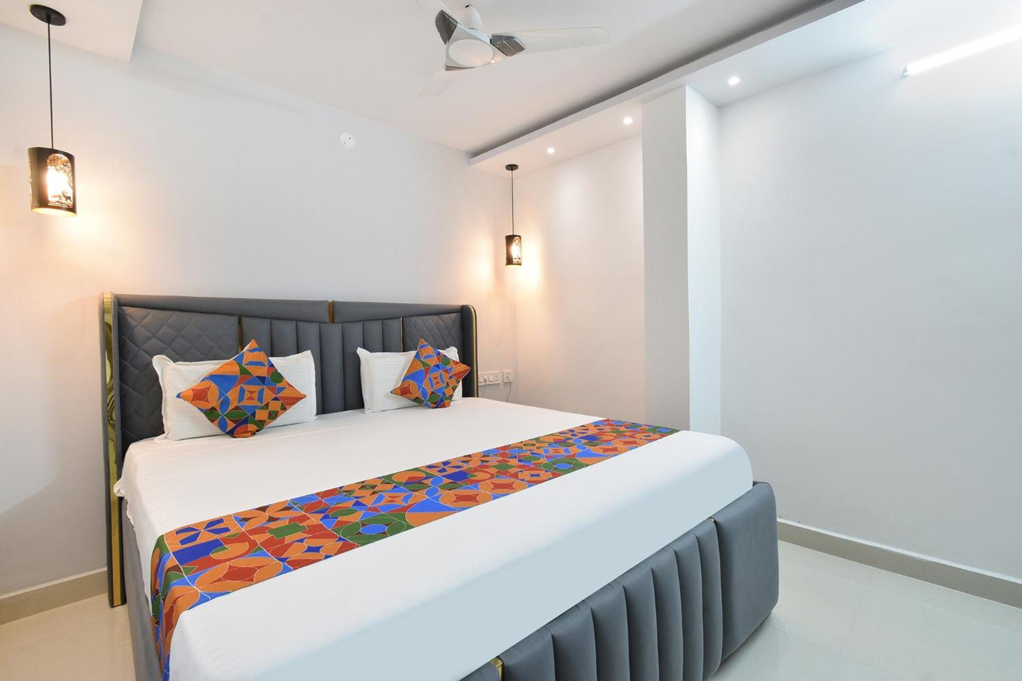 Fabhotel Srs Grand - Nr Mahindra University, Gandi Maisamma Hotel